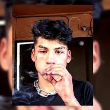 Listen to Young Darhi