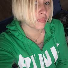 Que hides his child from Ashley when she asks him about kids