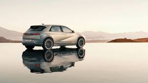 Ioniq 5's distinctive and innovative design provides a unique experience that can only be enjoyed in dedicated bevs, suggesting a fundamental shift in design approach. Ioniq 5 Offers
