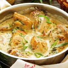 Poulet A La Creme Et Aux Champignons Recette Poulet Estragon Recettes De Cuisine Papillotte Poulet