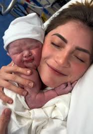 ¿Existe algo más Perfecto que el amor de una madre? #doctoresmerida  #meridayucatan🇲🇽 #ivfsuccess #reproduccionasistida #mama