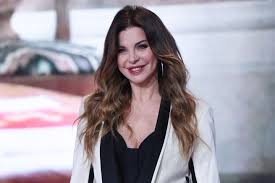 L' alba nazionale e mamma di francesco oppini ❤️. Alba Parietti Eta Altezza Peso Vita Privata E Carriera Tutto Sulla Showgirl