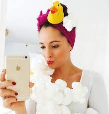 Einzeln gebliebene teller und tassen, angebrannte töpfe und sonstiges unbenutztes küchenzubehör kann im garten platz finden. Schaumbad Kostum Selber Machen Diy Anleitung Fur Karnevalskostume Karneval Ideen Halloween Karneval Faschingskostume Selber Machen