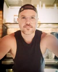 Darwin Price (@gnarwinprice) • Instagram photos and videos