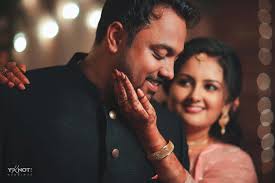 Maybe you would like to learn more about one of these? Kerala Hindu Wedding Reception Photos Yknot Weddings Candid Wedding Photography In Kerala