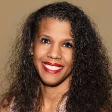 Liza Sims's Instagram, Twitter & Facebook