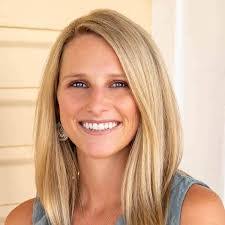 Donna Whiteside's Instagram, Twitter & Facebook