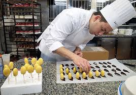 Chef De Partie Job Pastry And Bakery At Fauchon Muscat Oman Pastry Cook Pastry And Bakery Cook Jobs