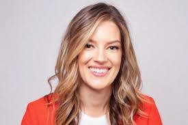 Vicki Collinsworth's Instagram, Twitter & Facebook