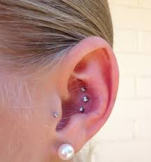 You can get a piercing that flows well with your natural ridge! Inner Conchpiercing Bilder Westend Tattoo Piercing Budapest