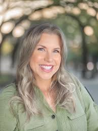 Hi friends, I just wanted to introduce myself and share a photo as  directed.👍🏼