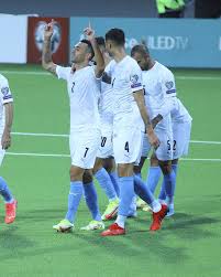 זהבי החל את דרכו בקבוצת הפועל תל אביב , במדיה זכה ב דאבל בעונת 2009/2010 , לאחר שכבש את שער. E03w6r6fxmfo4m