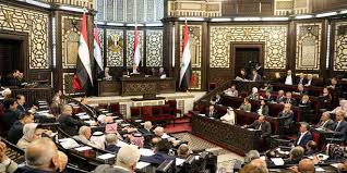 يمكن استخدام أدوات إعادة الصياغة (المعروفة أيضًا بأدوات إعادة الكتابة أو المغزل) لإعادة كتابة كميات كبيرة من النص. Ø´Ù…Ø±Ø§ Ø£Ø®Ø¨Ø§Ø± ÙˆØ²ÙŠØ± Ø§Ù„ØµÙ†Ø§Ø¹Ø© Ø£Ù…Ø§Ù… Ù…Ø¬Ù„Ø³ Ø§Ù„Ø´Ø¹Ø¨ ØªØ±Ø´ÙŠØ¯ Ø§Ù„Ù…Ø³ØªÙˆØ±Ø¯Ø§Øª ÙˆØ§Ø³ØªØ¨Ø¯Ø§Ù„Ù‡Ø§ Ø¨Ù…Ù†ØªØ¬Ø§Øª Ù…Ø­Ù„ÙŠØ© Ø°Ø§Øª Ù…ÙˆØ§ØµÙØ§Øª Ø¹Ø§Ù„ÙŠØ©
