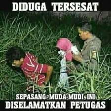 Diharapkan foto meme bisa menghibur kalian semua. 240 Ide Desain Baju Desain Poster Tipografi Disney Films