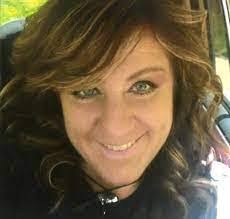 Renae Cole's Instagram, Twitter & Facebook