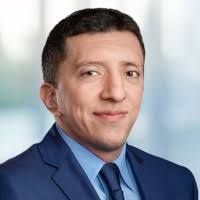 1100+ "Sottile" profiles