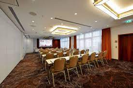 Our simple online planning solution will guide you quickly through the process, finding the hotel and the rooms to accommodate your group. Hotel Mannheim Best Western Plus Delta Park Hotel