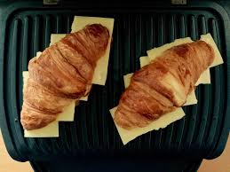 Gegrilltes Kase Croissant Leckerer Schneller Snack Optigrill Rezepte Rezept Rezepte Lecker Streetfood Rezepte