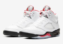 20 janvier 2016 sortie cinéma: La Air Jordan 5 Fire Red A Enfin Une Date De Sortie Blog