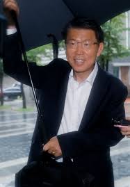 쌍용차는 회생절차 개시에 돌입했고, 르노삼성은 8년 만에 적자전환으로 돌아섰다. ì€ì„±ìˆ˜ ê¸ˆìœµìœ„ì›ìž¥ í›„ë³´ìž ê¸ˆìœµìœ„ ê°„ë¶€ì™€ ìƒê²¬ë¡€