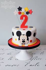 Get creative ideas for the cake, desserts, food, decorations, invitation, party supplies, and more! 1001 Ideas For A Mickey Mouse Cake For Die Hard Disney Fans