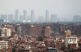 وكانت نهى العمروسي قد وصلت صباح اليوم لمحكمة قصر النيل بعابدين مع 10 اشخاص آخرين، وذلك للنظر أمام قاضي المعارضات لتجديد حبسهم بحيازة وتعاطى مخدرات في احد الجاليرىهات. Xddzczdim7sghm