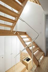 Kostenlose filme mit pedro lima einschließlich: Galeria De Loureiro 59 Claudia Ascenso Jose Pedro Lima 16 Prefab Homes Prefab Stairs