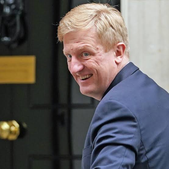 Tory minister Oliver Dowden apologises for governmental handling of pandemic