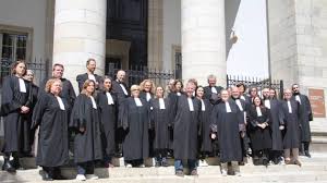 Photo Les avocats de Quimper reconduisent la grève après l'adoption de ...