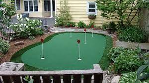 Whether it is a commercial or backyard putting green you are looking for, nexgen lawns has you covered. 15 X 20 5 Hole Pro Backyard Or Indoor Putting Green Made From The World S Best Turf Starpro Greens