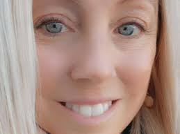 Fundraiser for Danielle Shortsleeve by Karen Cote : Help Danielle out with  Medical Costs!