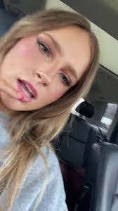 Sadie Blake's Instagram, Twitter & Facebook