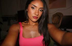 Cameron and Sam Bettley are going LIVE