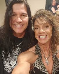 Sheila Bleck's Instagram, Twitter & Facebook