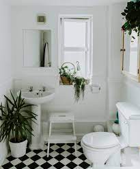 How To Clean Your Toilet Seat The Right Way Home Jobs By Mom