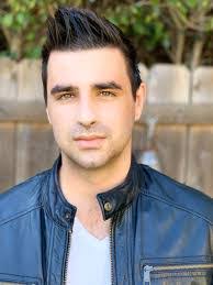 Daniel Korman's Instagram, Twitter & Facebook