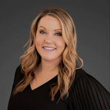 Summerlee Martin, Agent