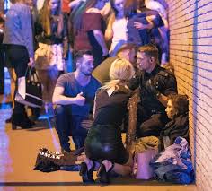 I jest dłuższy od najkrótszego o 8 godz. Manchester Zamach Na Koncercie Ariany Grande Sa Zabici