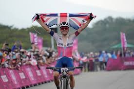 Tom pidcock blew away the rest of the field to claim gold in the cross country mountain biking to continue a manic monday for team gb at tokyo 2020. 8yiwqqjjk 7zjm