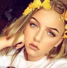 Sadece durakta bekliyordu... Korkunç son!