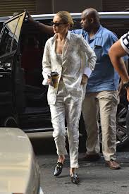 Take a cue from gigi hadid and add oomph to. Gigi Hadid Wears Gucci Slippers 03 Gotceleb