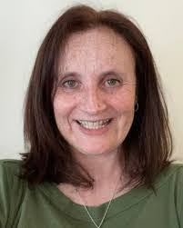 Paula Legge's Instagram, Twitter & Facebook