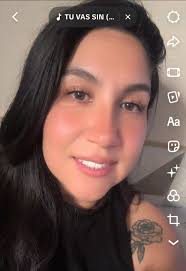 amigos mayores de 40 con buena onda y alegría.