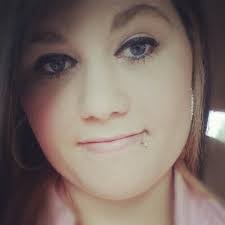 Lana Lester's Instagram, Twitter & Facebook