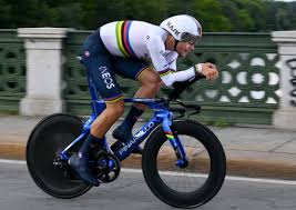 Get the latest news, results, reports and extra content about the giro d'italia and the italian classics delivered to your inbox. Filippo Ganna Va Come Un Razzo E La Prima Maglia Rosa Del Giro