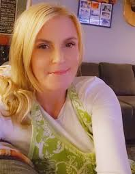 🎉 40 Years Young 🎉 Today I turn 40… and honestly, I've never felt more  alive. I've learned my lessons, faced my storms, and discovered the things  I truly love. No more