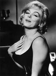 18 Things You Might Not Know About Marilyn Monroe Marilyn Monroe Facts Marilyn Monroe Marilyn