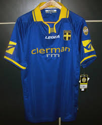 Foto ed immagini di calcio: Hellas Verona F C Home Maglia Di Calcio 2002 2003