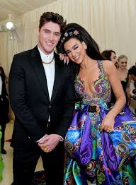 And in an interview published yesterday (april 14), pop songstress dua lipa spoke to elle about how she and boyfriend anwar hadid are making the despite the delicious food, life in quarantine can get old fast, and being far away from hadid's family in the u.s. Dua Lipa And Anwar Hadid S Full Relationship Timeline