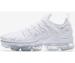 Taking the iconic air max plus from '98 and boosting it with the latest tech, the vapormax plus is in a league of its own. Nike Air Vapormax Plus Ab 167 70 Juli 2021 Preise Preisvergleich Bei Idealo De